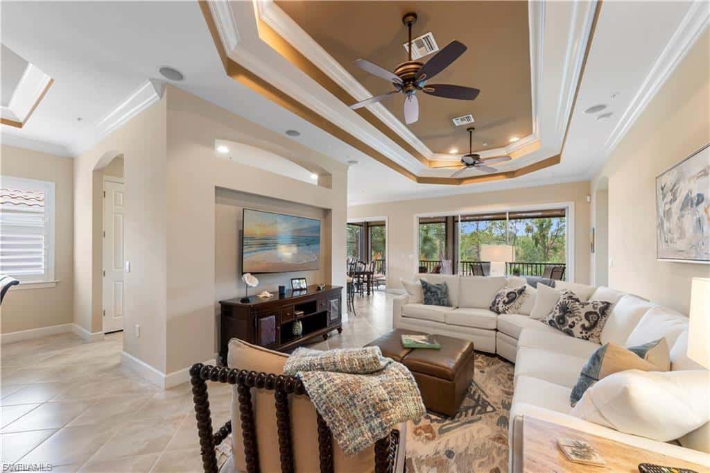 10351 Glastonbury Cir #201, Fort Myers, photo 4