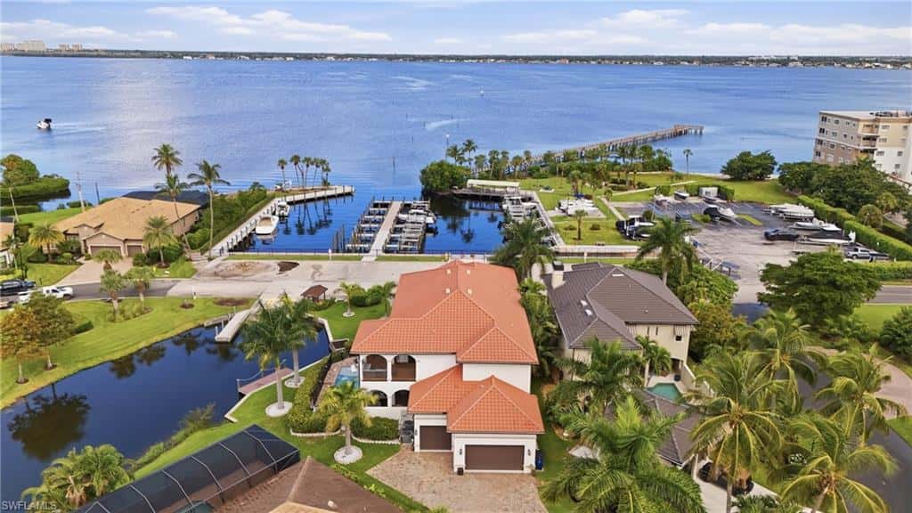 14800 Laguna Dr, Fort Myers, photo 47