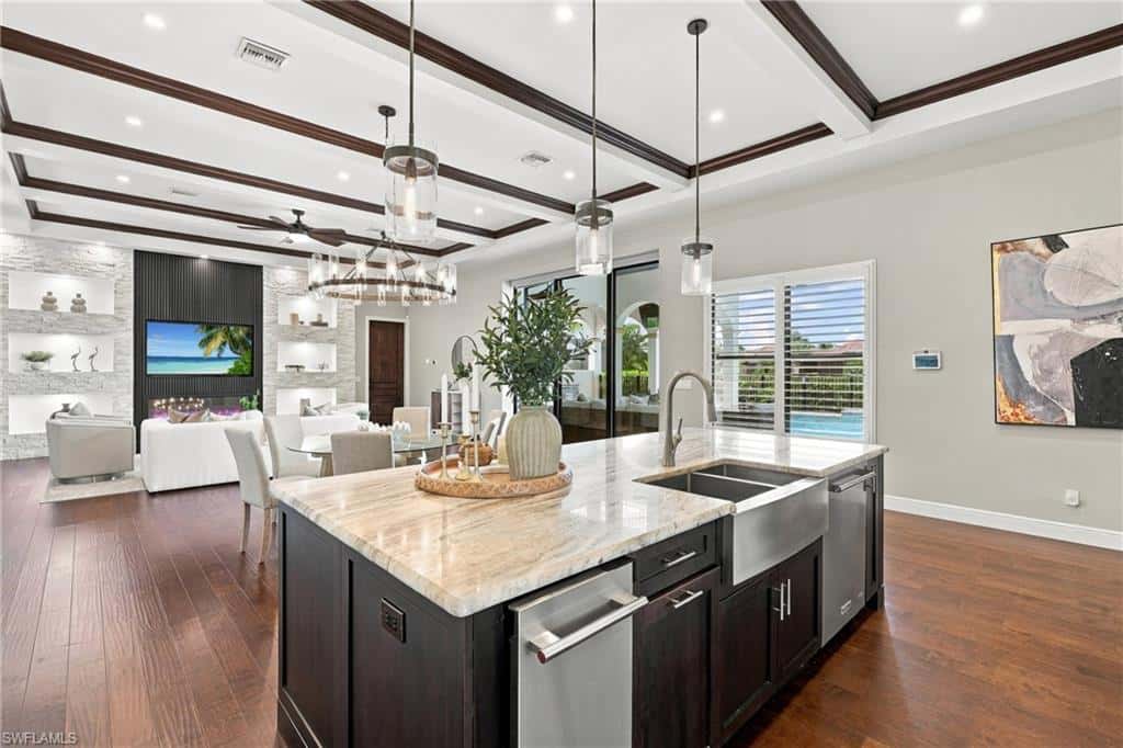 14800 Laguna Dr, Fort Myers, photo 10