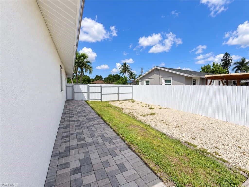 1728 54th Ter, Naples, photo 37