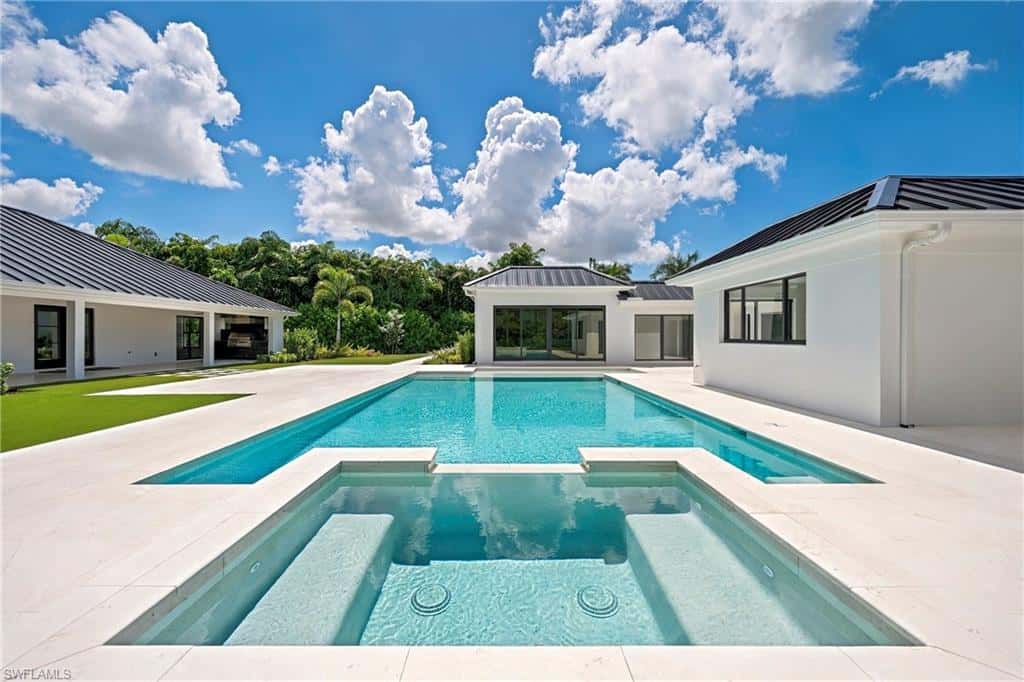 620 Carica Rd, Naples, photo 32
