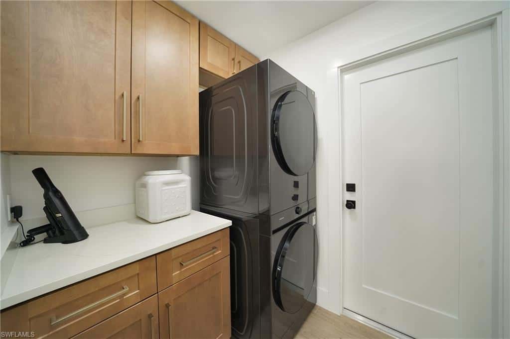 9050 Old Hickory Cir, Fort Myers, photo 17