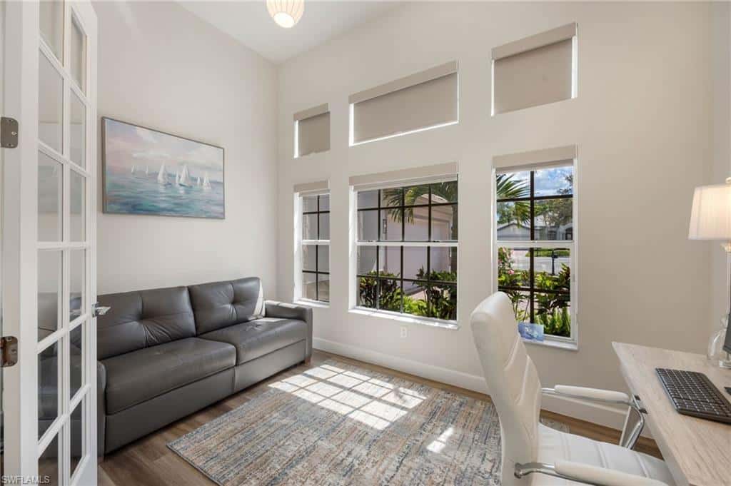9049 Bronco Ct, Naples, photo 15
