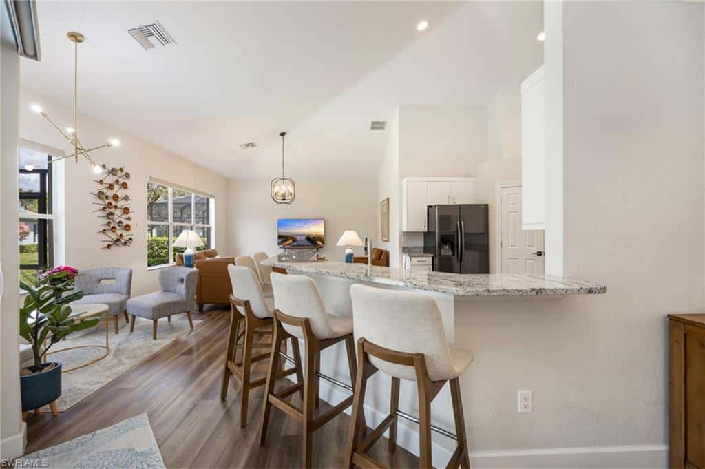 9049 Bronco Ct, Naples, photo 8