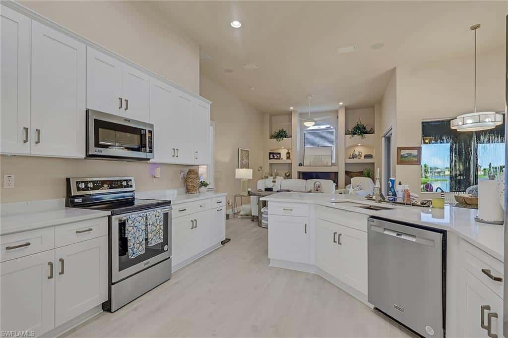 8451 Southwind Bay Cir, Fort Myers, photo 17
