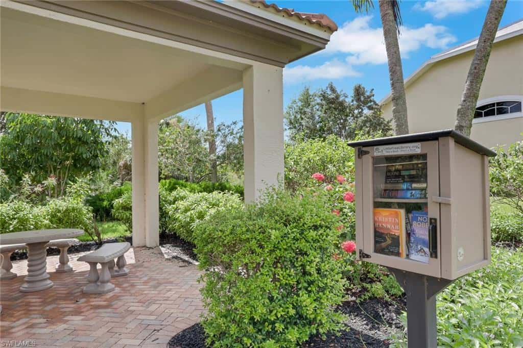 8451 Southwind Bay Cir, Fort Myers, photo 41