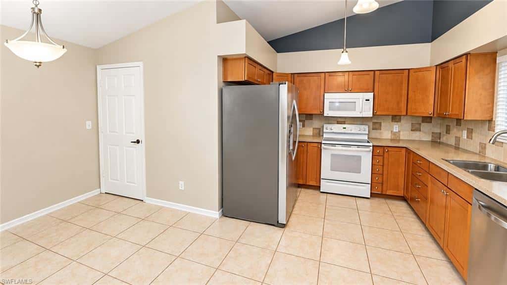430 Saint Andrews Blvd #6, Naples, photo 22