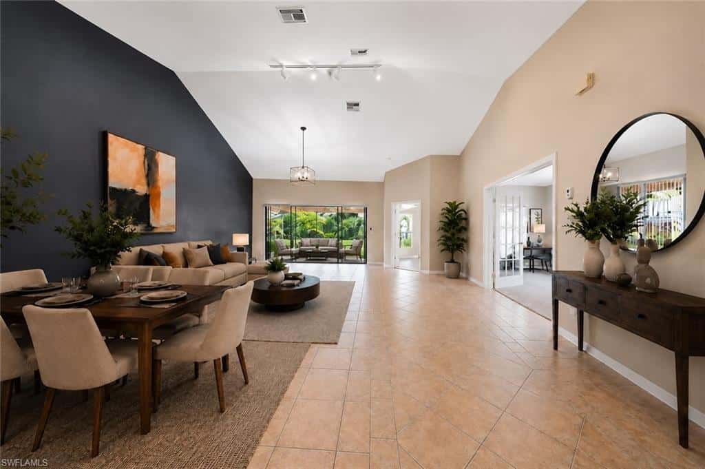 430 Saint Andrews Blvd #6, Naples, photo 4