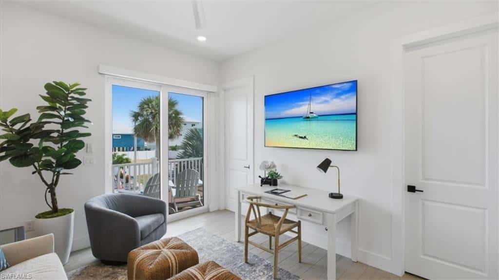 129 Pearl St, Fort Myers Beach, photo 18