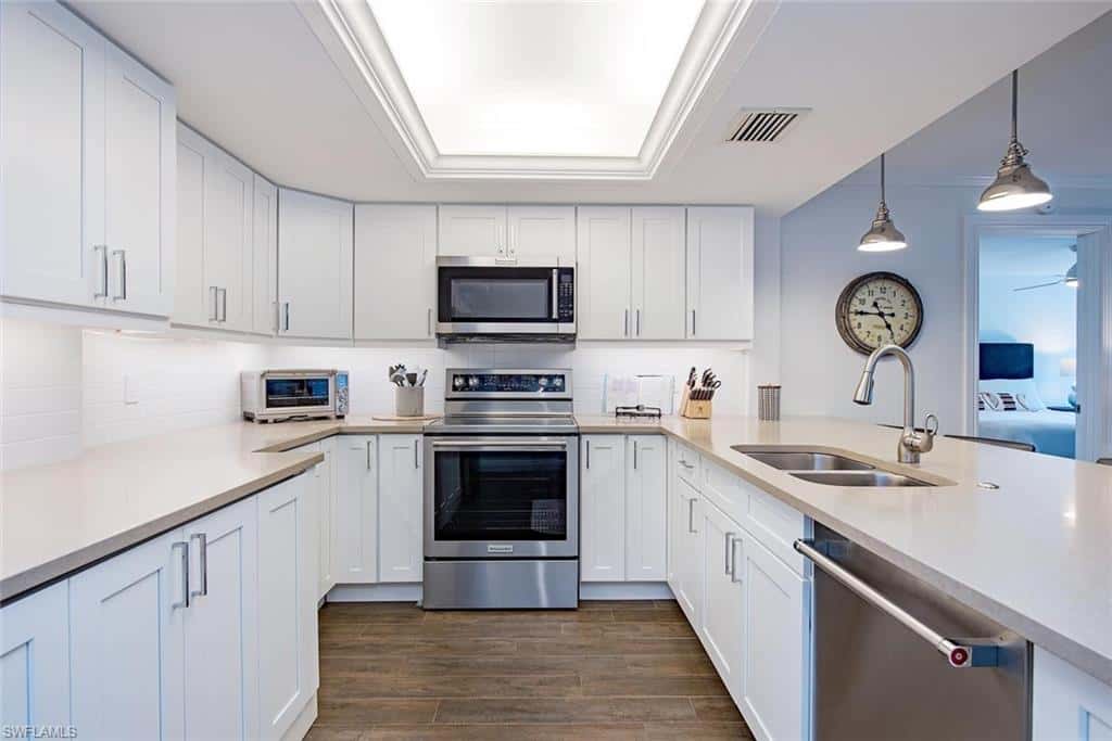 5633 Turtle Bay Dr #35, Naples, photo 4