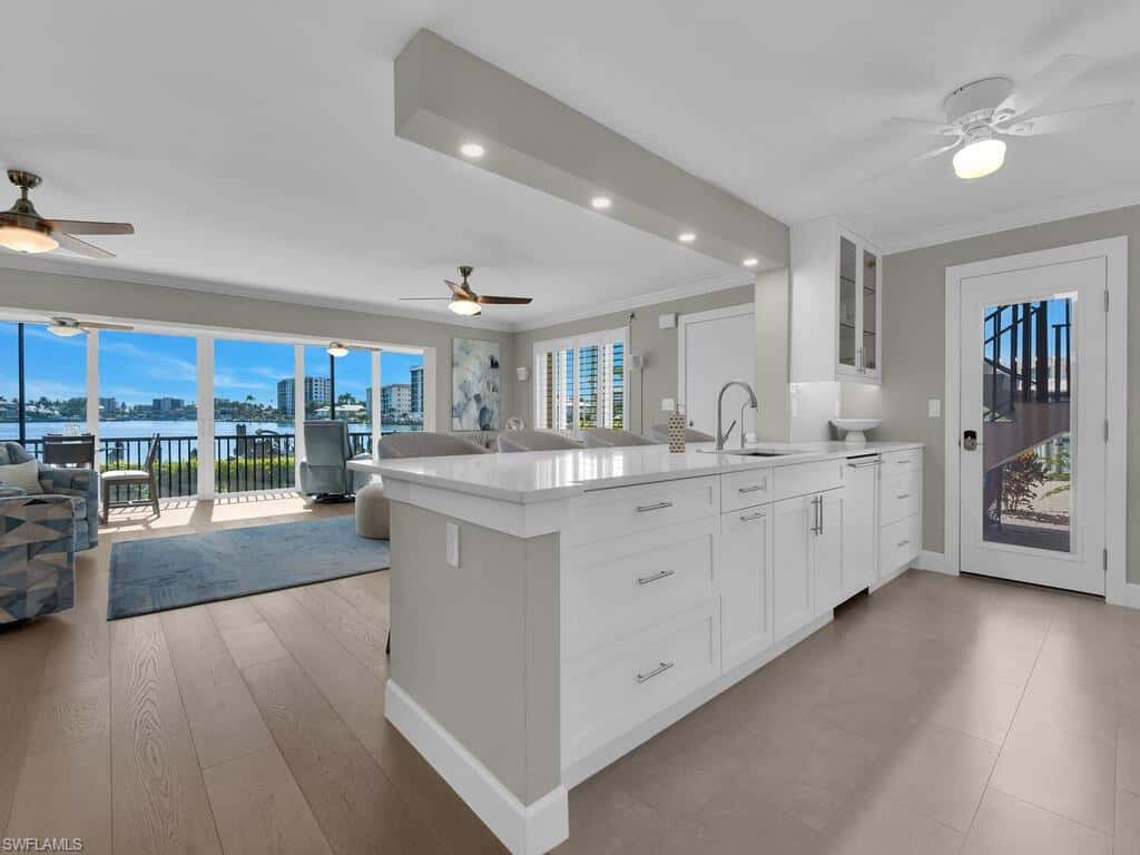 222 Harbour Dr #103, Naples, photo 7