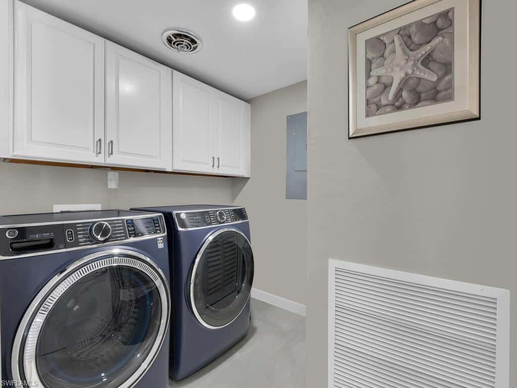 222 Harbour Dr #103, Naples, photo 28