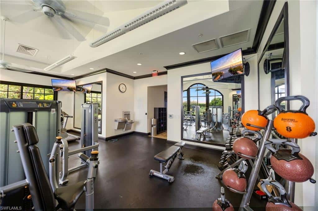8143 Lucello Ter, Naples, photo 46