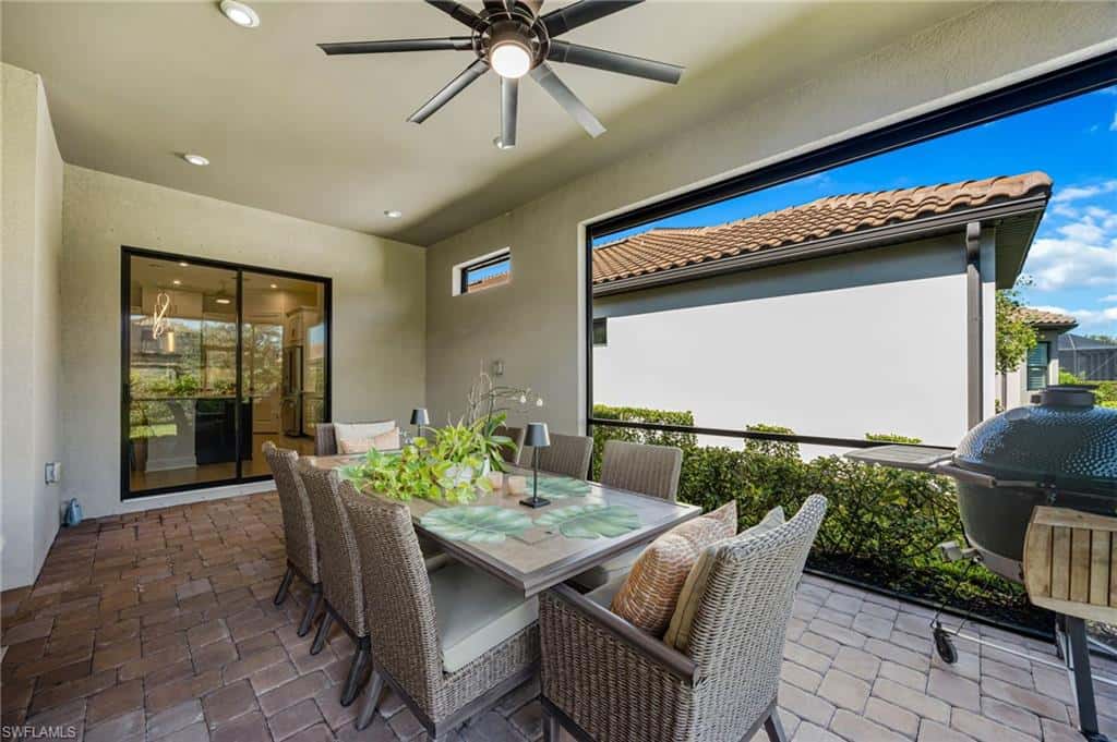 8143 Lucello Ter, Naples, photo 32