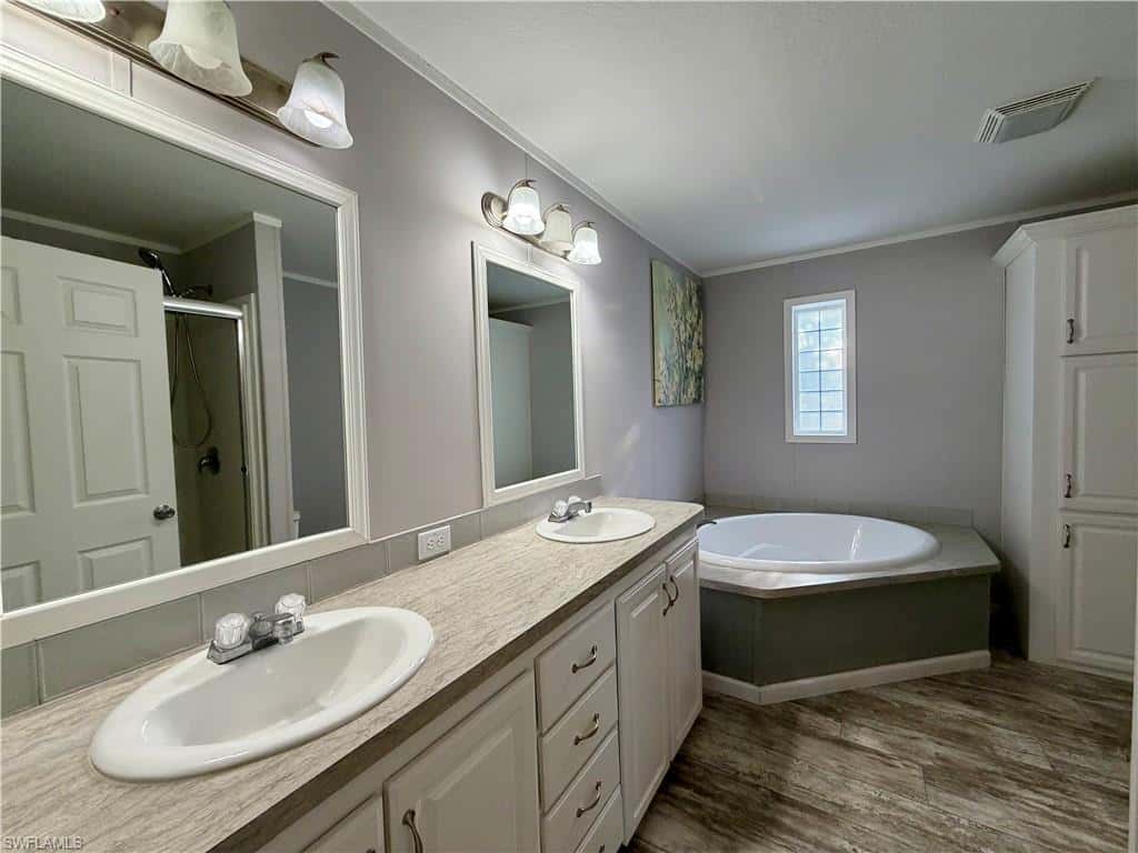 755 Ridgewood Dr, West Palm Beach, photo 16
