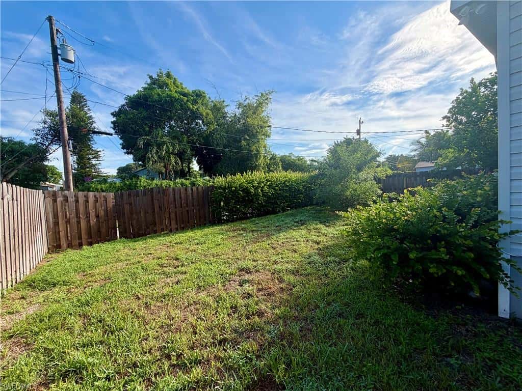 755 Ridgewood Dr, West Palm Beach, photo 20