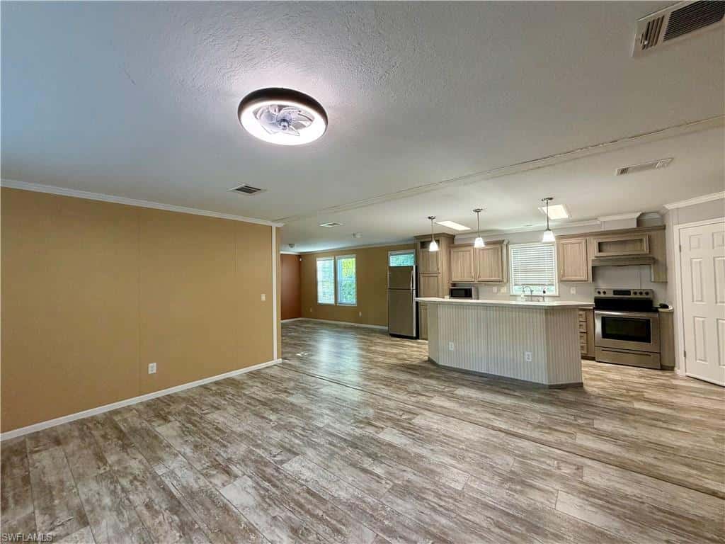 755 Ridgewood Dr, West Palm Beach, photo 4
