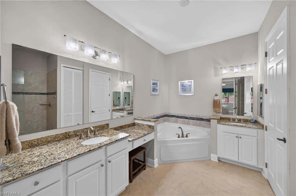 221 Shadroe Cove Cir #1303, Cape Coral, photo 23
