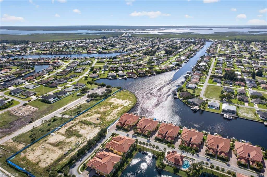 221 Shadroe Cove Cir #1303, Cape Coral, photo 49