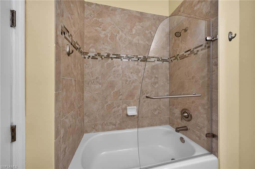 221 Shadroe Cove Cir #1303, Cape Coral, photo 33