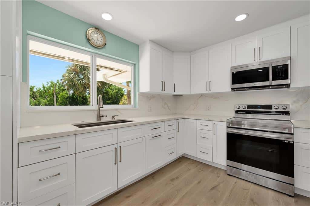 5885 Pine Tree Dr, Sanibel, photo 20