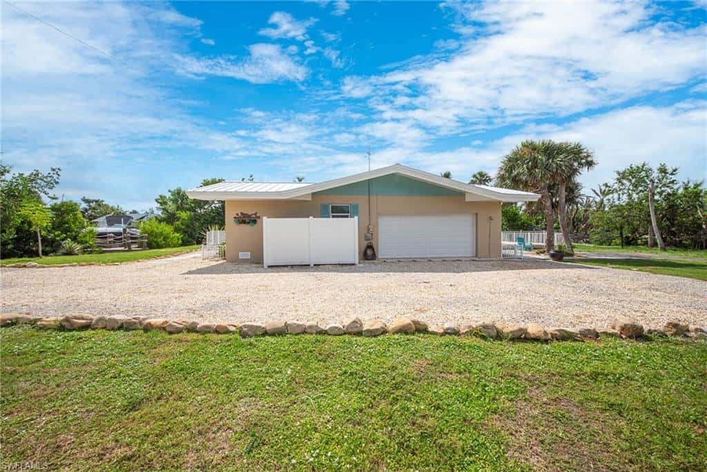 5885 Pine Tree Dr, Sanibel, photo 37