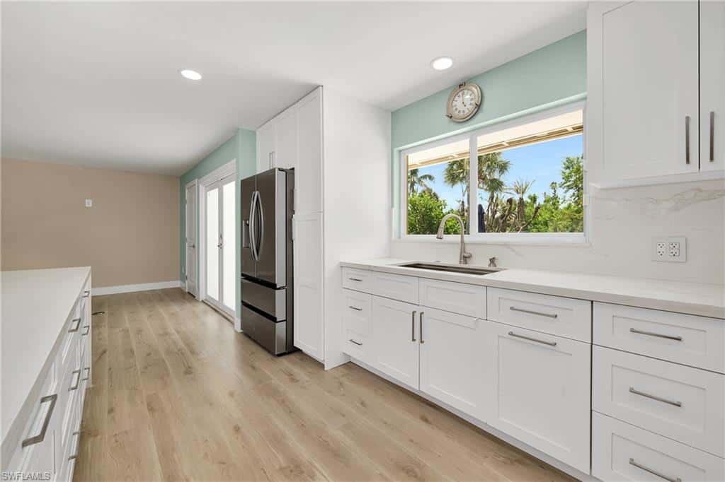 5885 Pine Tree Dr, Sanibel, photo 21