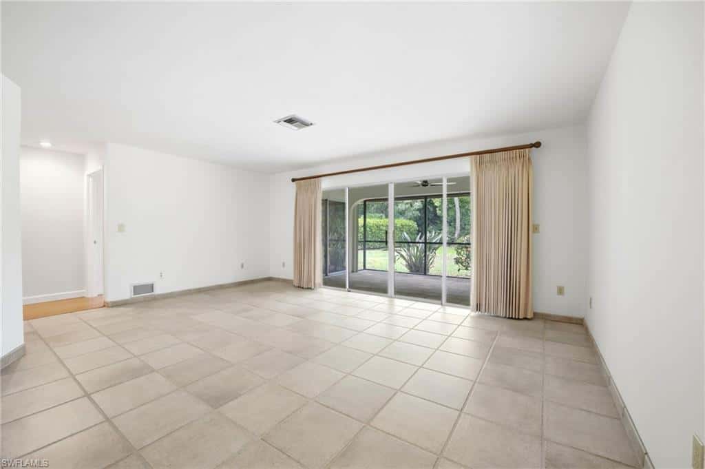 3066 Round Table Ln, Naples, photo 11