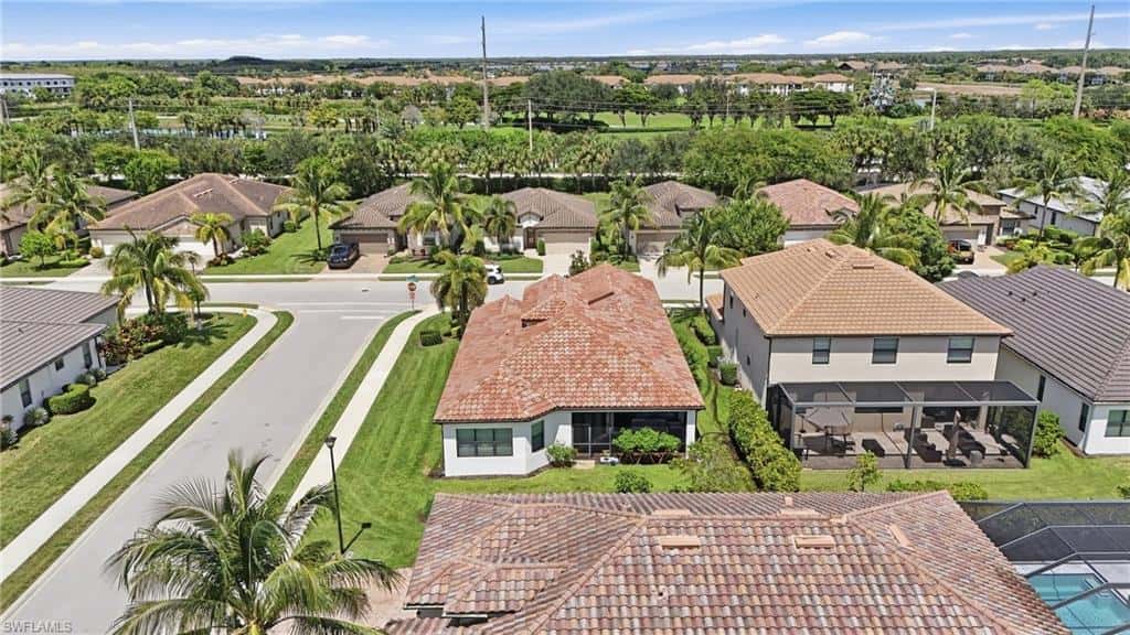 9201 Woodhurst Dr, Naples, photo 30