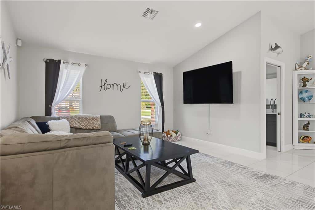 514 34th Ter, Cape Coral, photo 18