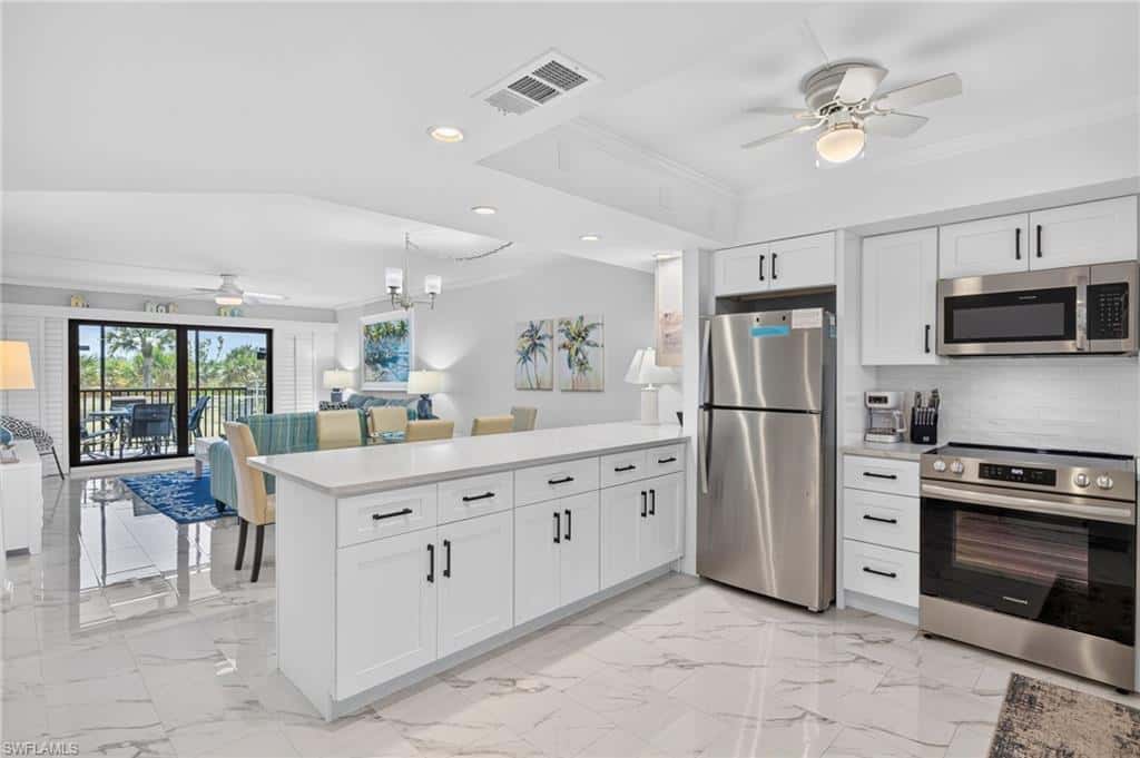 1919 Olde Middle Gulf Dr #102, Sanibel, photo 8