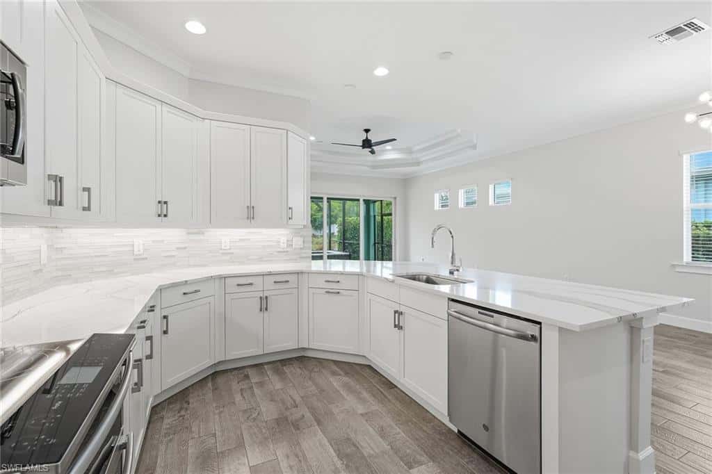 5879 Haiti Dr, Naples, photo 11