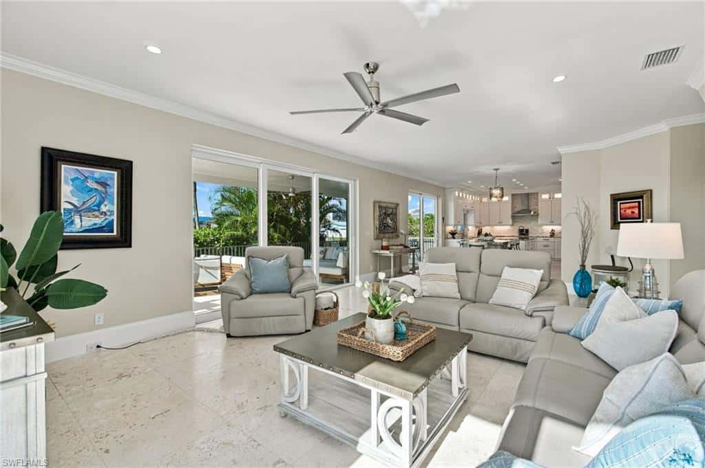 132 Hilo St, Naples, photo 17
