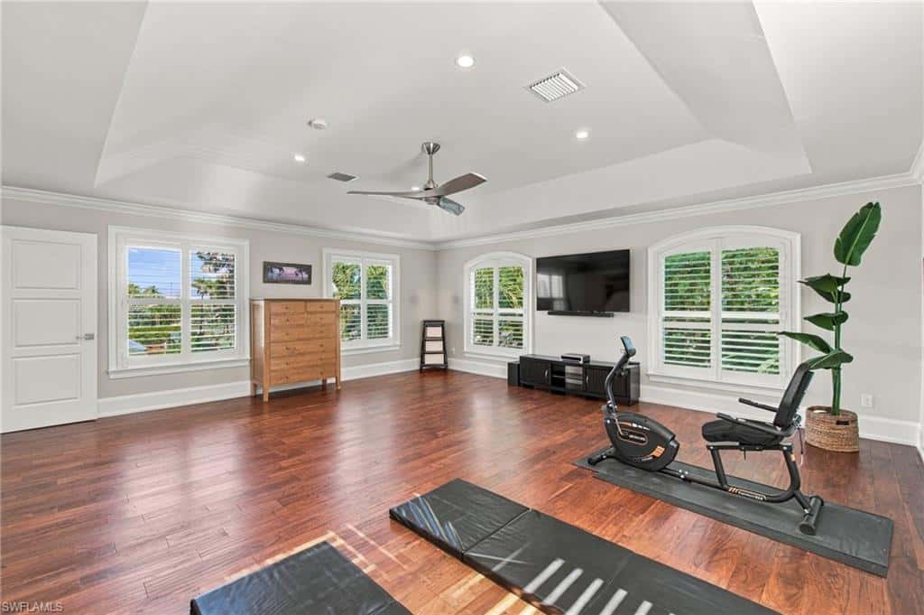 132 Hilo St, Naples, photo 28