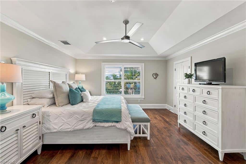 132 Hilo St, Naples, photo 19