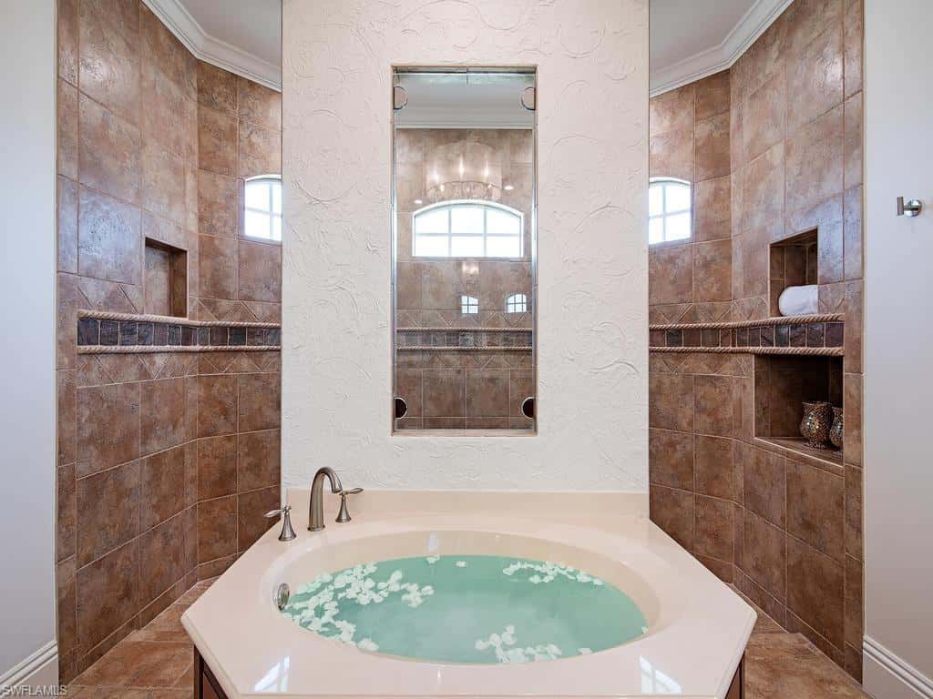466 Clifton Ct, Marco Island, photo 22