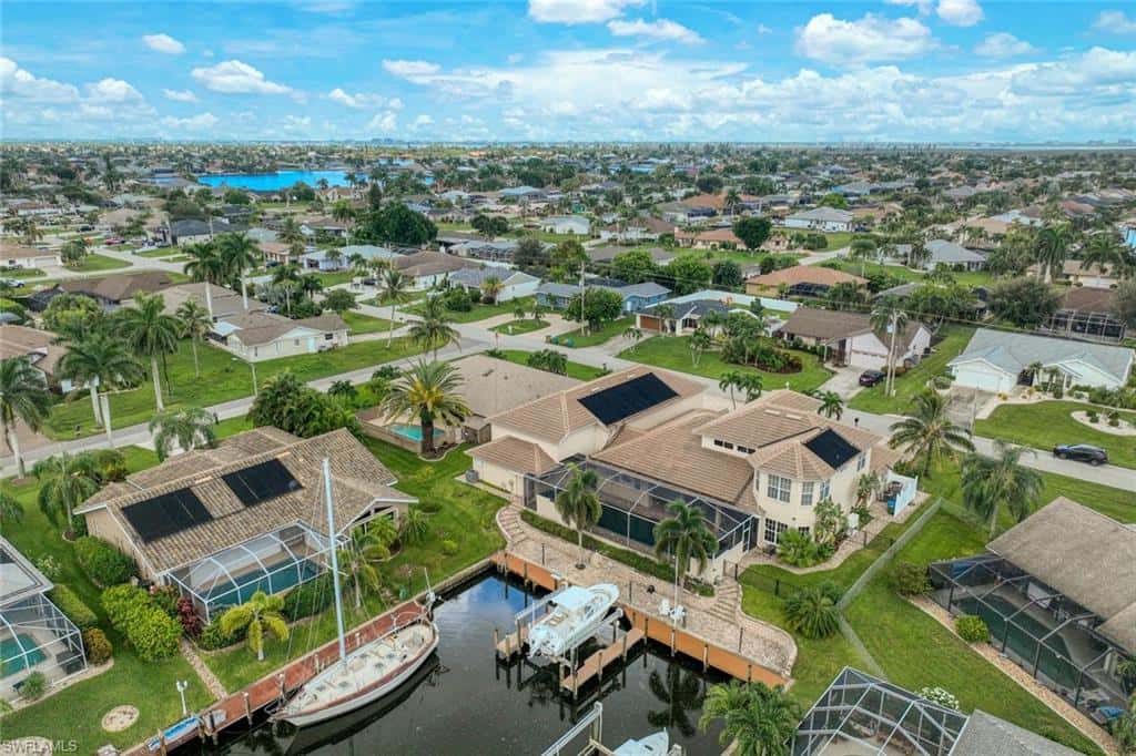 907 51st Ter, Cape Coral, photo 45