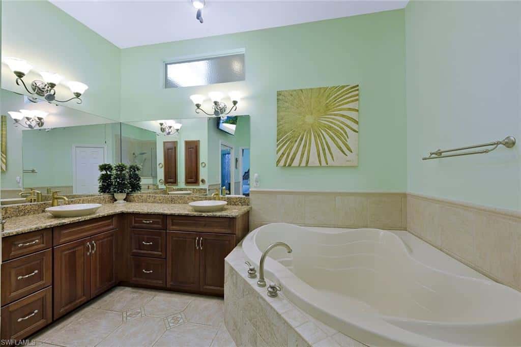 907 51st Ter, Cape Coral, photo 25