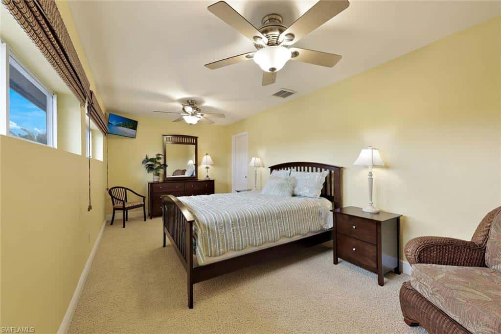 907 51st Ter, Cape Coral, photo 33