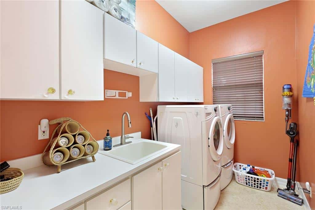 907 51st Ter, Cape Coral, photo 36