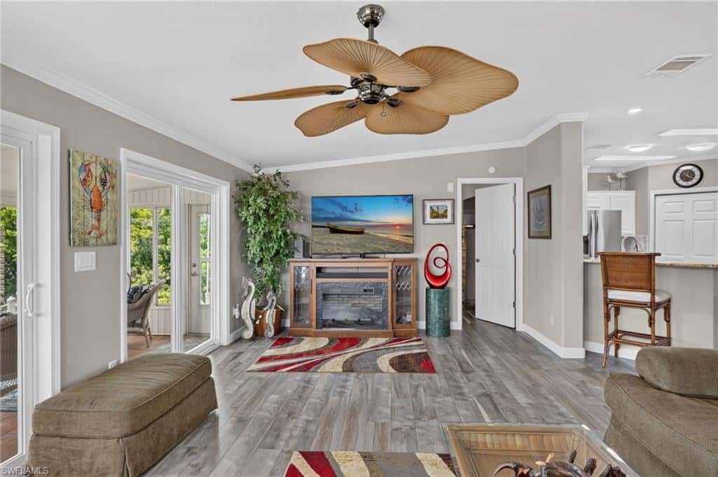 17520 Azalea Ln, Fort Myers Beach, photo 9