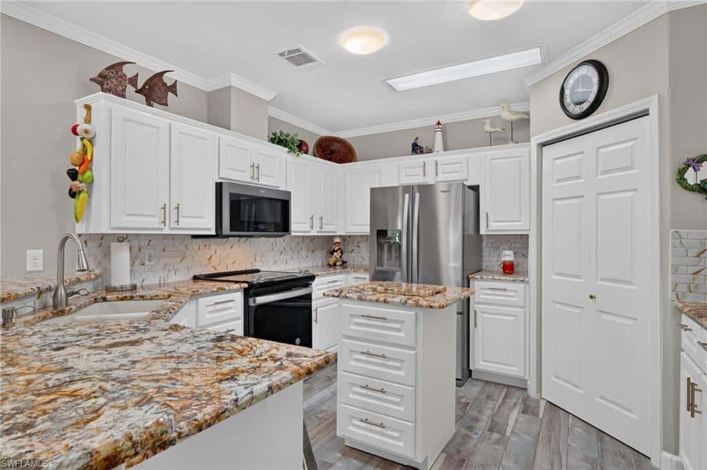 17520 Azalea Ln, Fort Myers Beach, photo 18