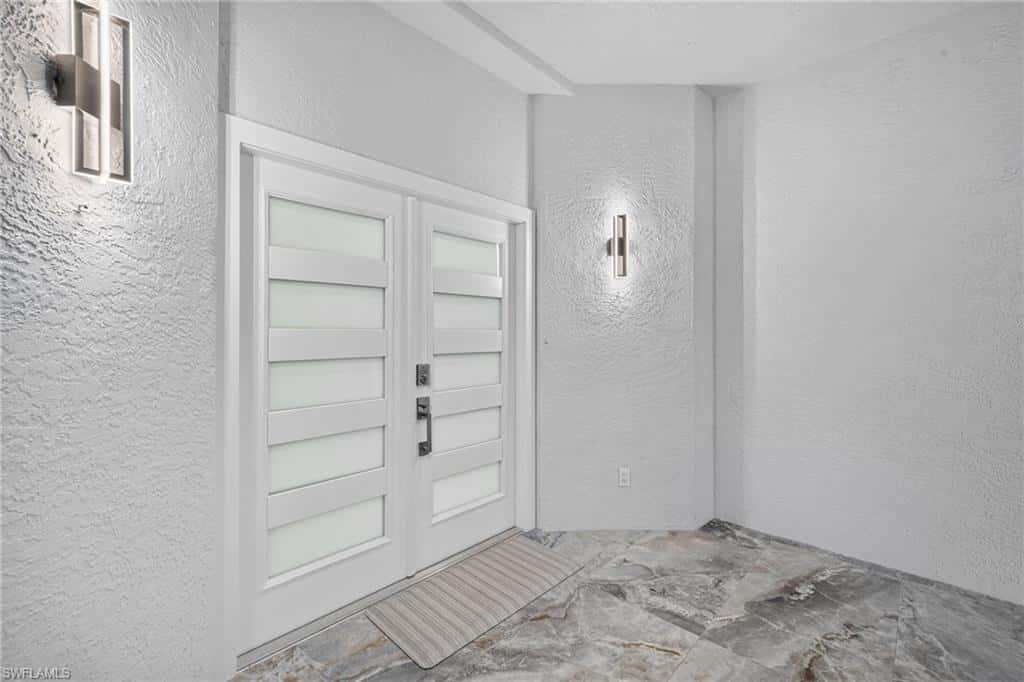 61 Mango St, Fort Myers Beach, photo 8