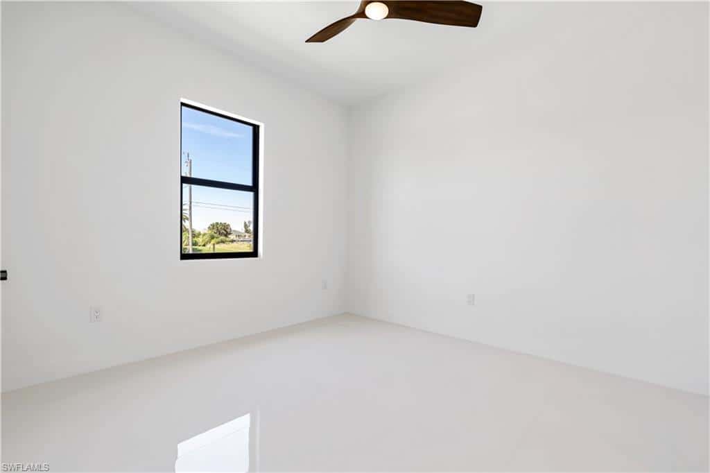 3321 3rd Ln, Cape Coral, photo 43