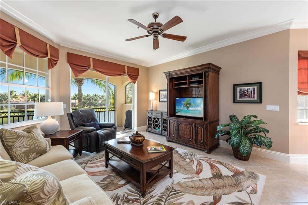 9284 Menaggio Ct #202, Naples, photo 7
