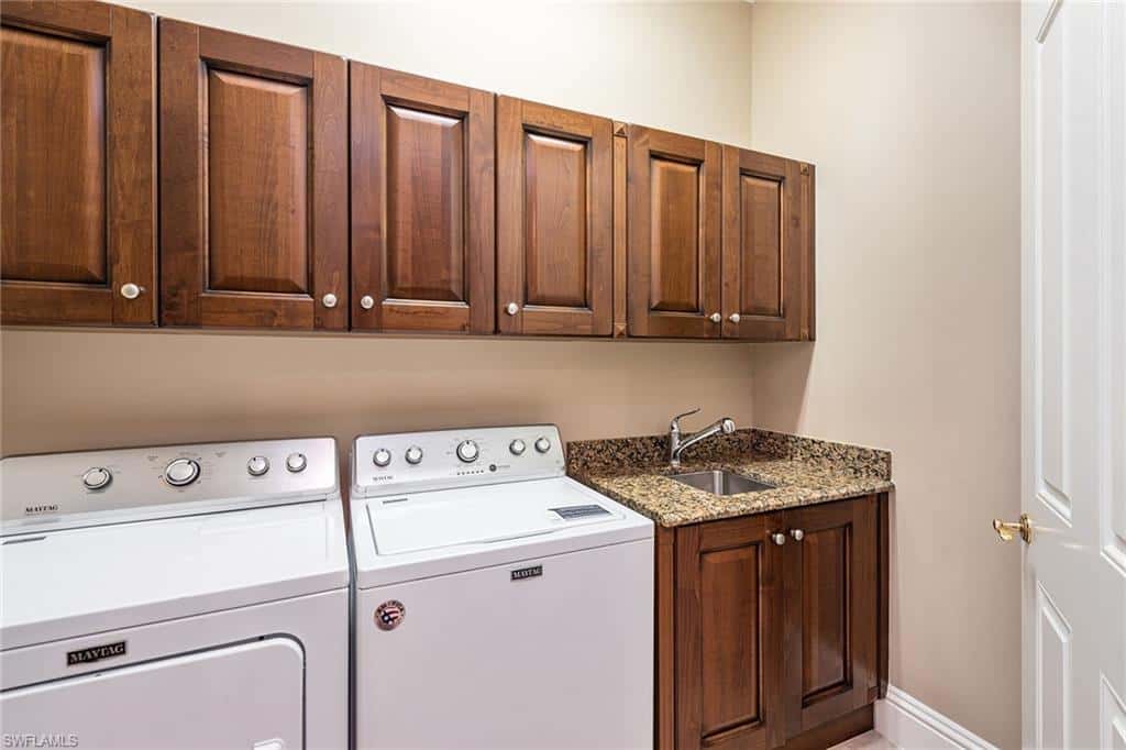 9284 Menaggio Ct #202, Naples, photo 28