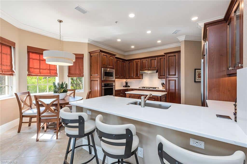 9284 Menaggio Ct #202, Naples, photo 9