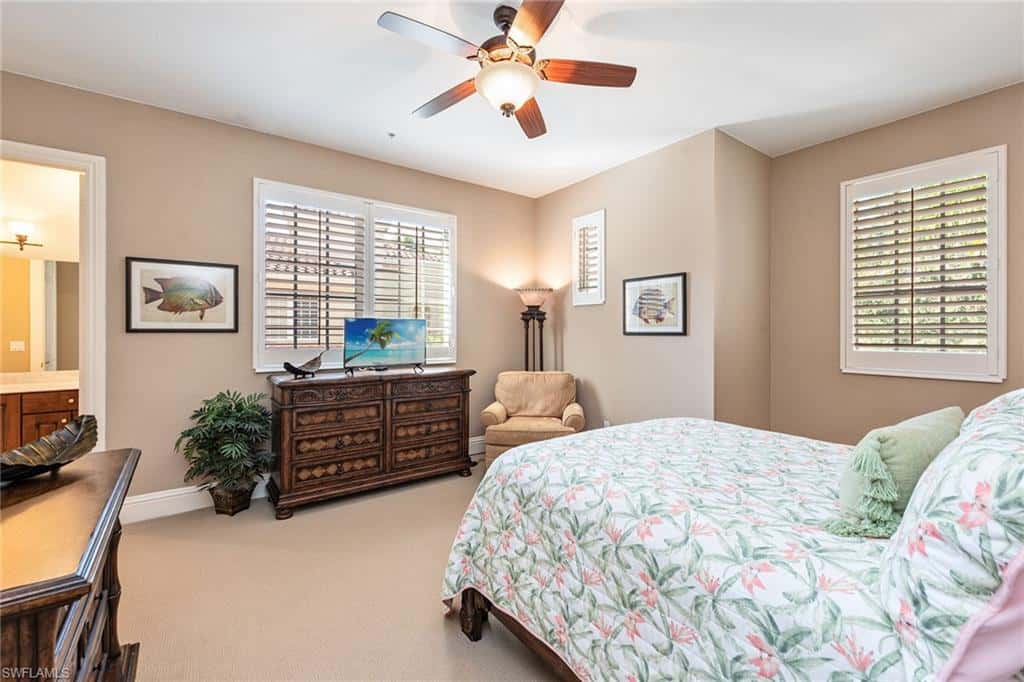 9284 Menaggio Ct #202, Naples, photo 24