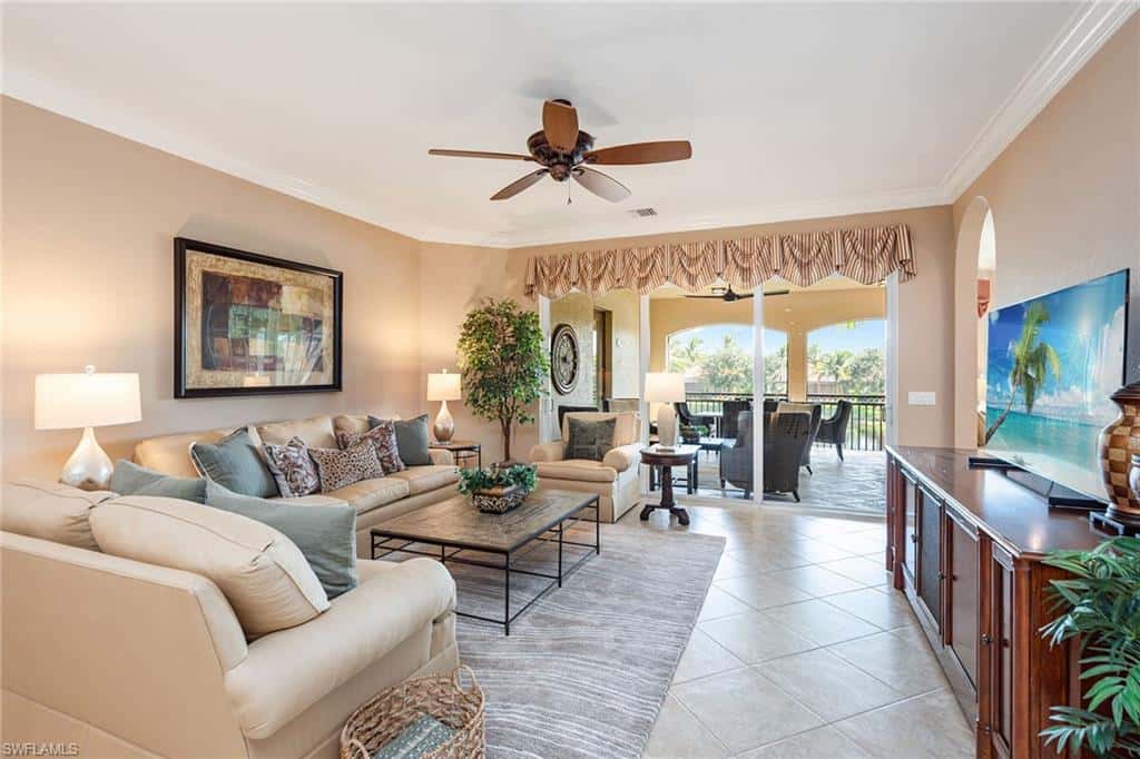 9284 Menaggio Ct #202, Naples, photo 4