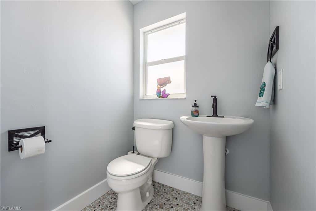 12249 Moon Shell Dr, Matlacha Isles, photo 27